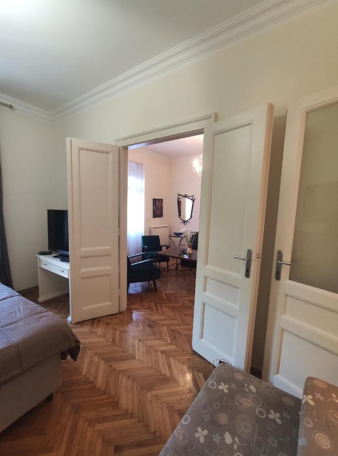 Skorpion Appartement Belgrado Buitenkant foto