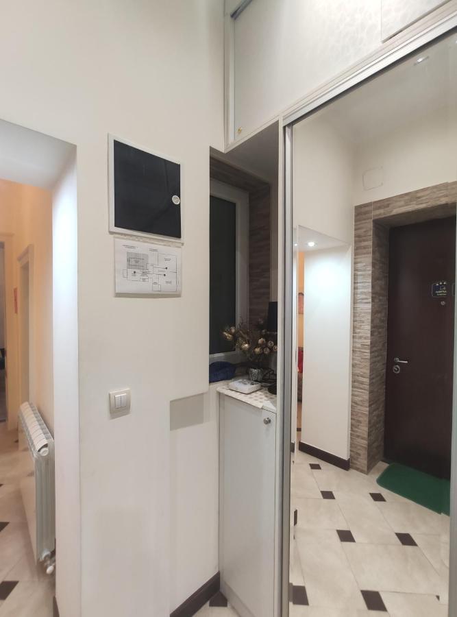 Skorpion Appartement Belgrado Buitenkant foto