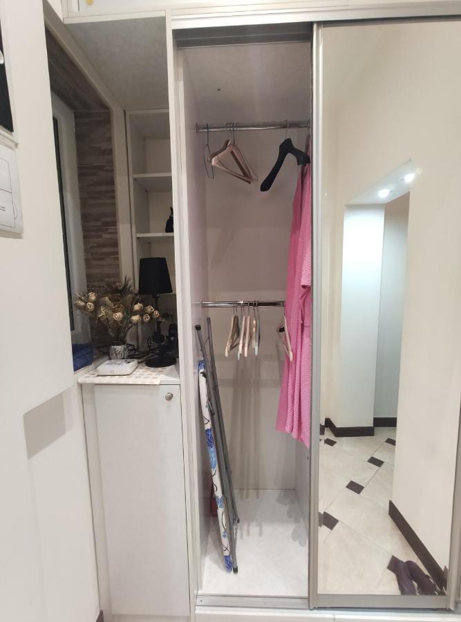 Skorpion Appartement Belgrado Buitenkant foto